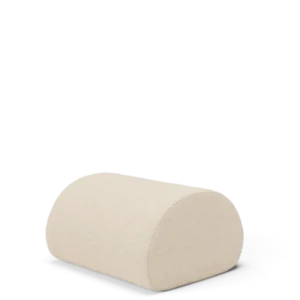 Rouli Pouf in off-white pure bouclé, half-cylinder shape seen at an angle