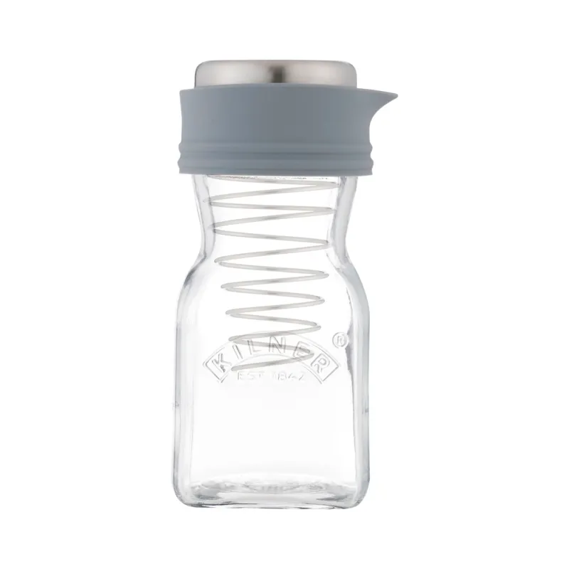 KILNER 500ml clear dressing shaker with lid and measurements for easy mixing and pouring salad dressings and sauces.