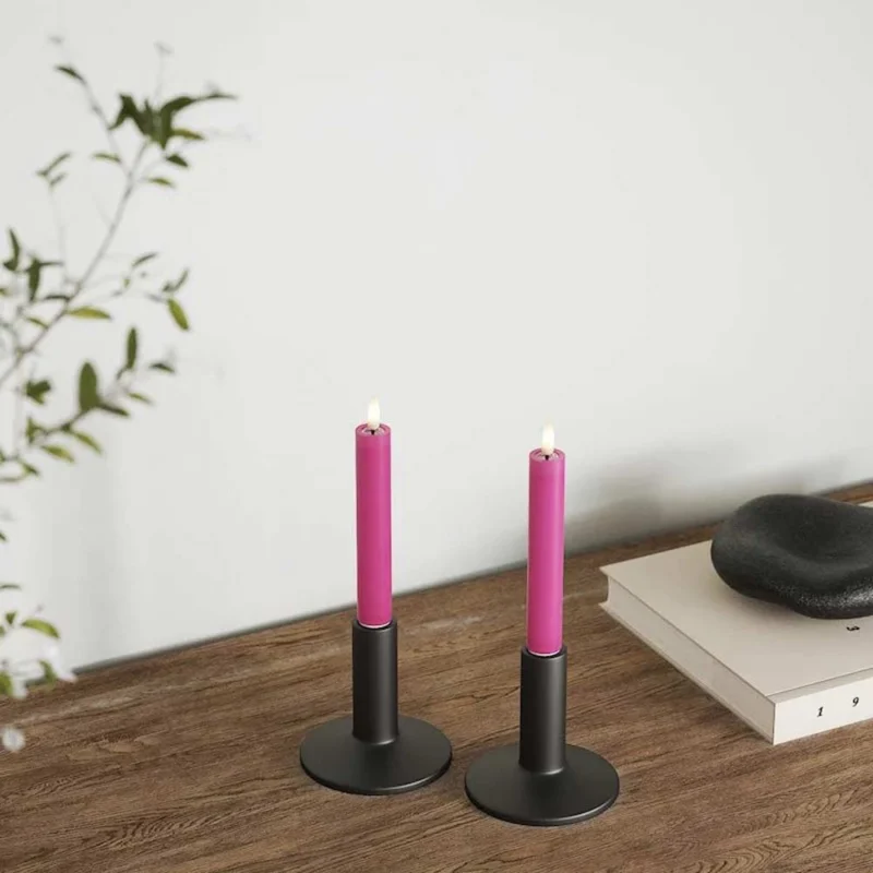 Deluxe Homeart - Stabkerzen LED Magenta (2-teilig, 15cm)
