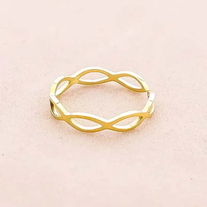 Damen Ring im Achtendesign 'infinity' gold