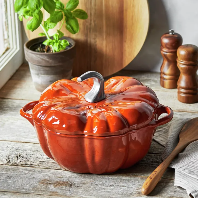 Cocotte calabaza de hierro fundido Staub