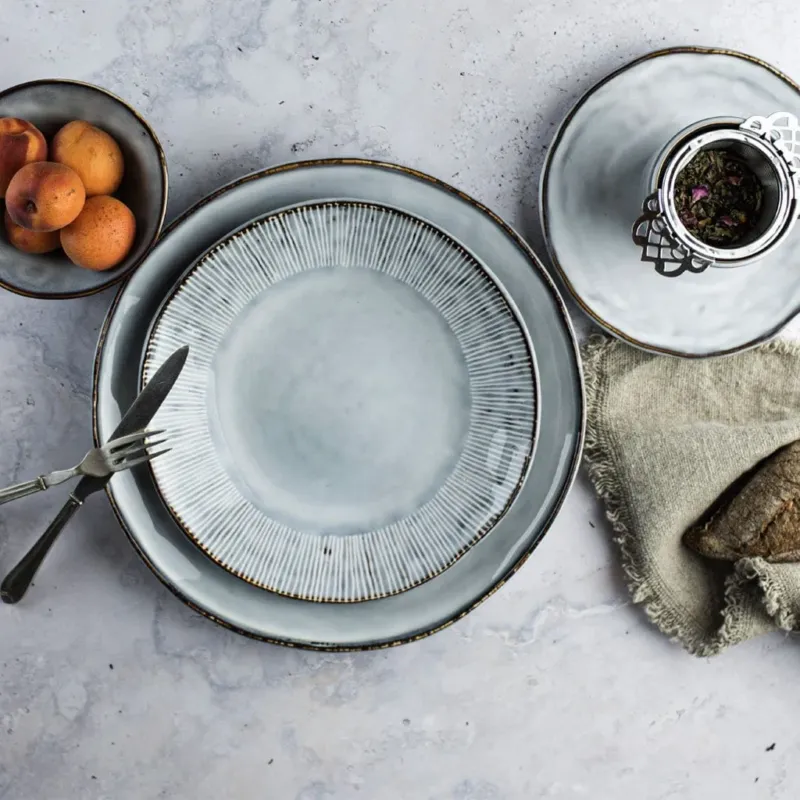 Plato de cena de gres Organic Collection - Claudia&Julia