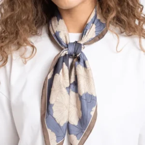 TILTIL Flo Flower Scarf Satin Blauw - Things I Like Things I Love