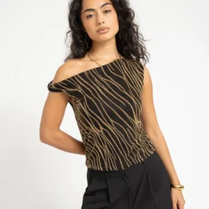 TILTIL Rapha Off Shoulder Black - Things I Like Things I Love