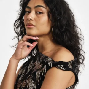TILTIL Rapha Off Shoulder Sequins Top Black - Things I Like Things I Love