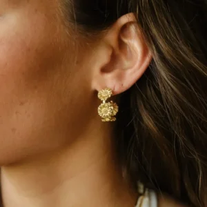 TILTIL Set of 2 Earrings Flowery Hoops Gold - Things I Like Things I Love