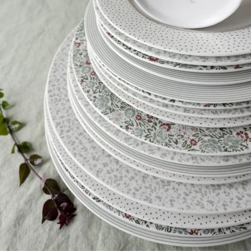 Platos de porcelana Wild Clematis Laura Ashley-
